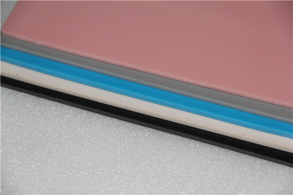 如何鑒定一款舞蹈地膠是否耐用？